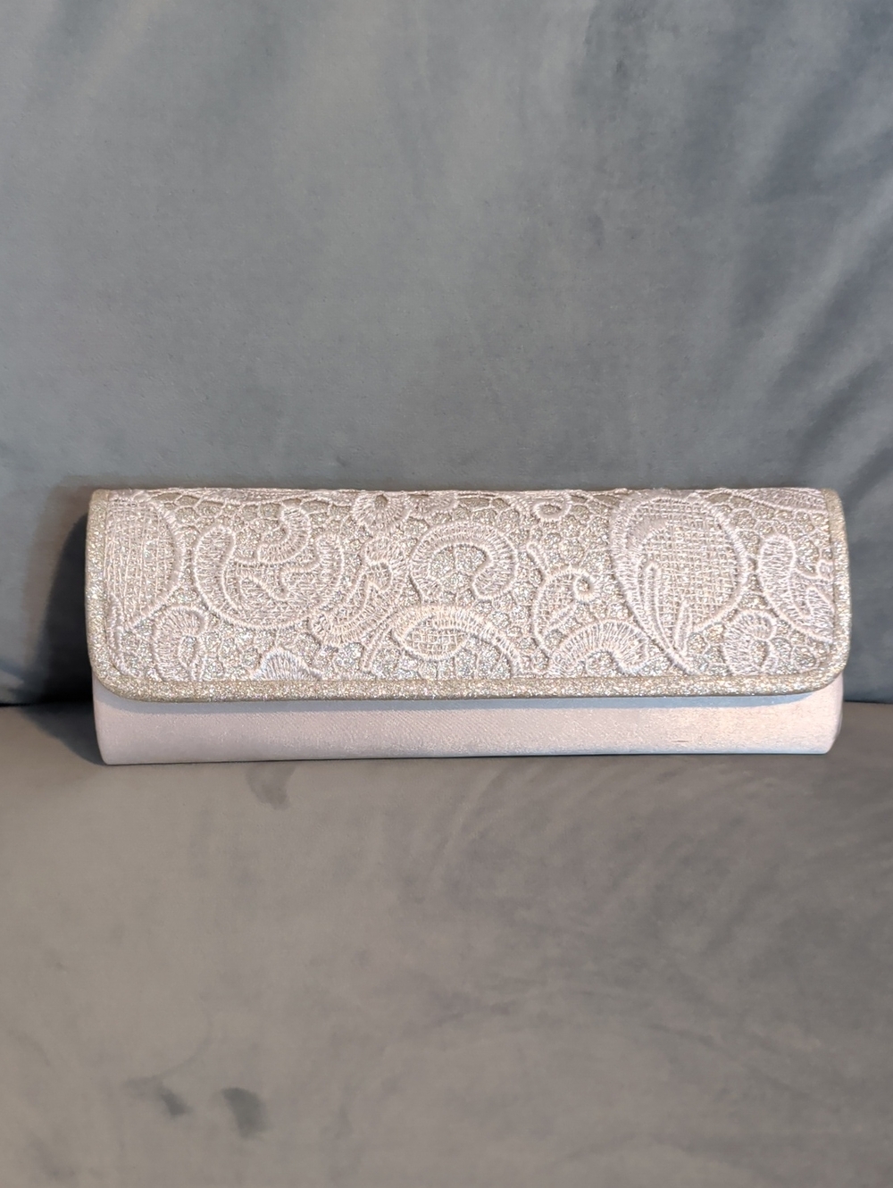 Elegant Beige Satin & Lace Embellished Clutch